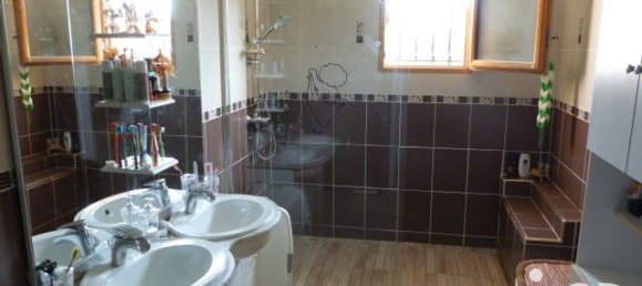 3 bedrooms House in Maizieres-la-Grande-Paroisse, France No. 82234 13