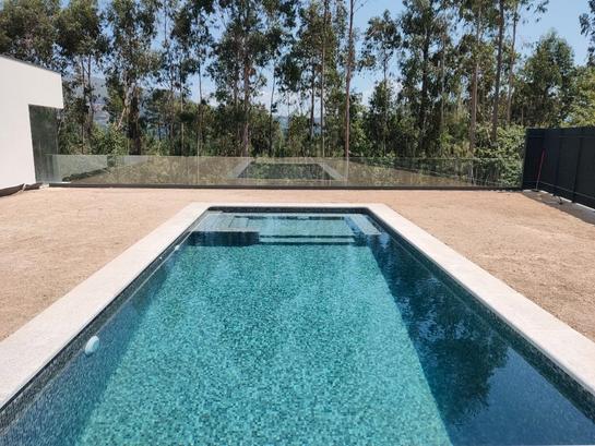 4 bedrooms House in Pontevedra, Spain No. 185012