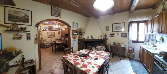 3 rooms Apartment in Arezzo, Italy No. 188336 17