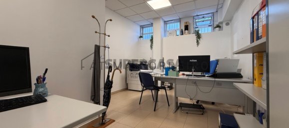 Gewerbliche Immobilie in Corroios, Portugal 123m², Nr. 352533 9