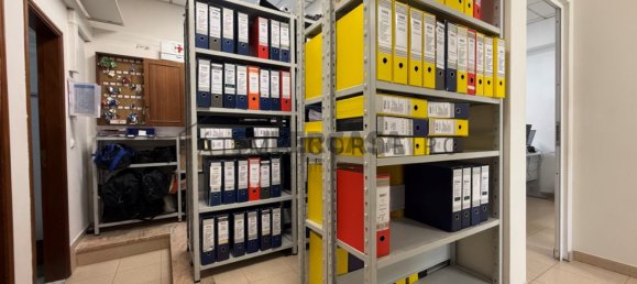 Gewerbliche Immobilie in Corroios, Portugal 123m², Nr. 352533 4