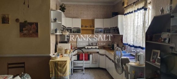 منزل في Santa Venera, Malta 150متر مربع رقم 2422 2