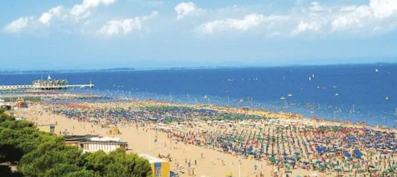 3 bedrooms Apartment in Udine, Italy No. 317167 25