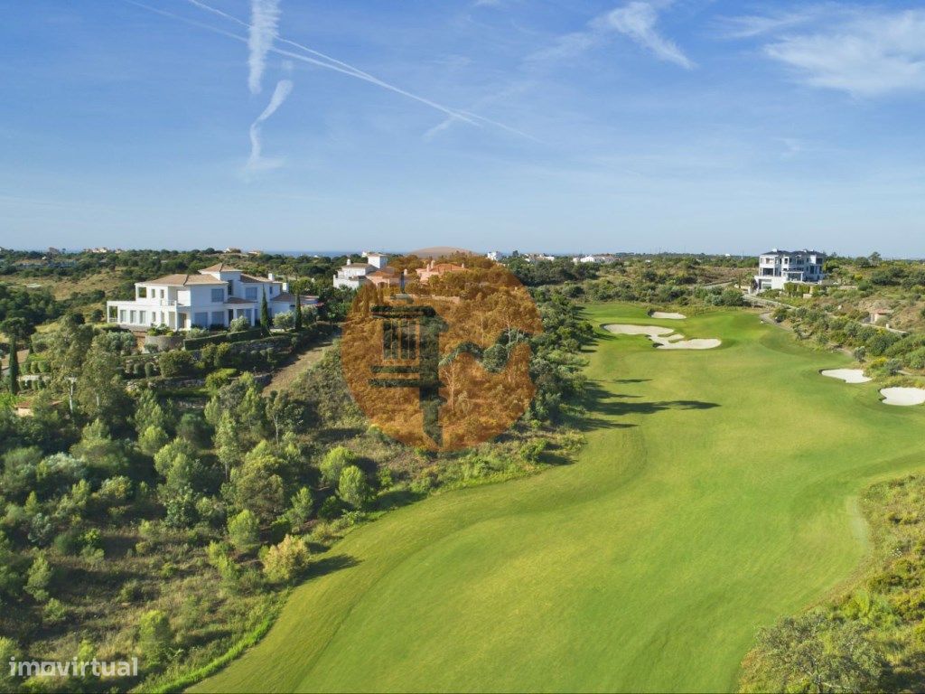 Земельный участок 2834м² в Вила Нова де Касела, Португалия № 113326