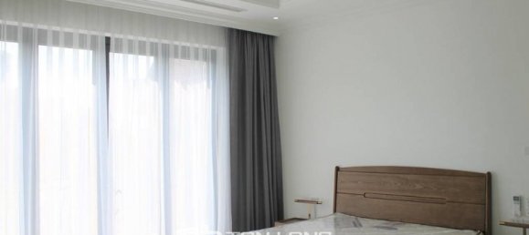 Вилла с 3 спальнями в Лонгбьен, Вьетнам № 695 11