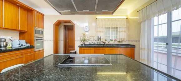 4 bedrooms House in Sintra, Portugal No. 38432 50