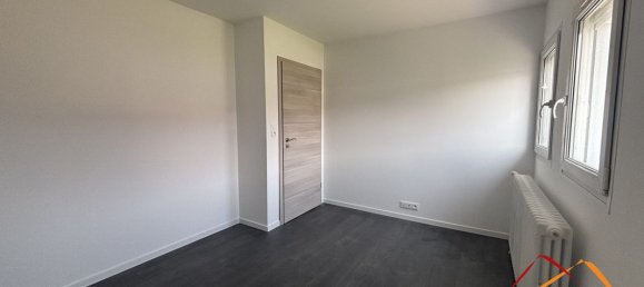 Casa de 2 dormitorios en Cocheren, France No. 329631 6