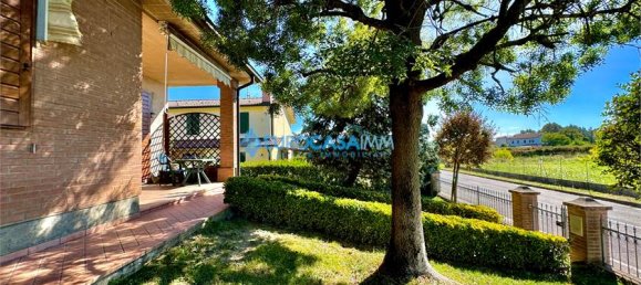 3 chambres Villa à Rolo, Italy No. 61133 9