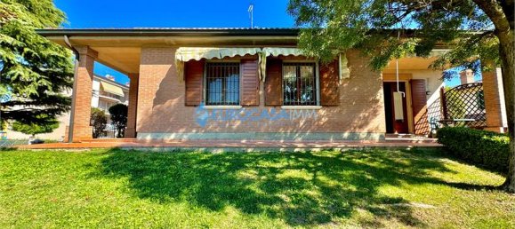 3 chambres Villa à Rolo, Italy No. 61133 10