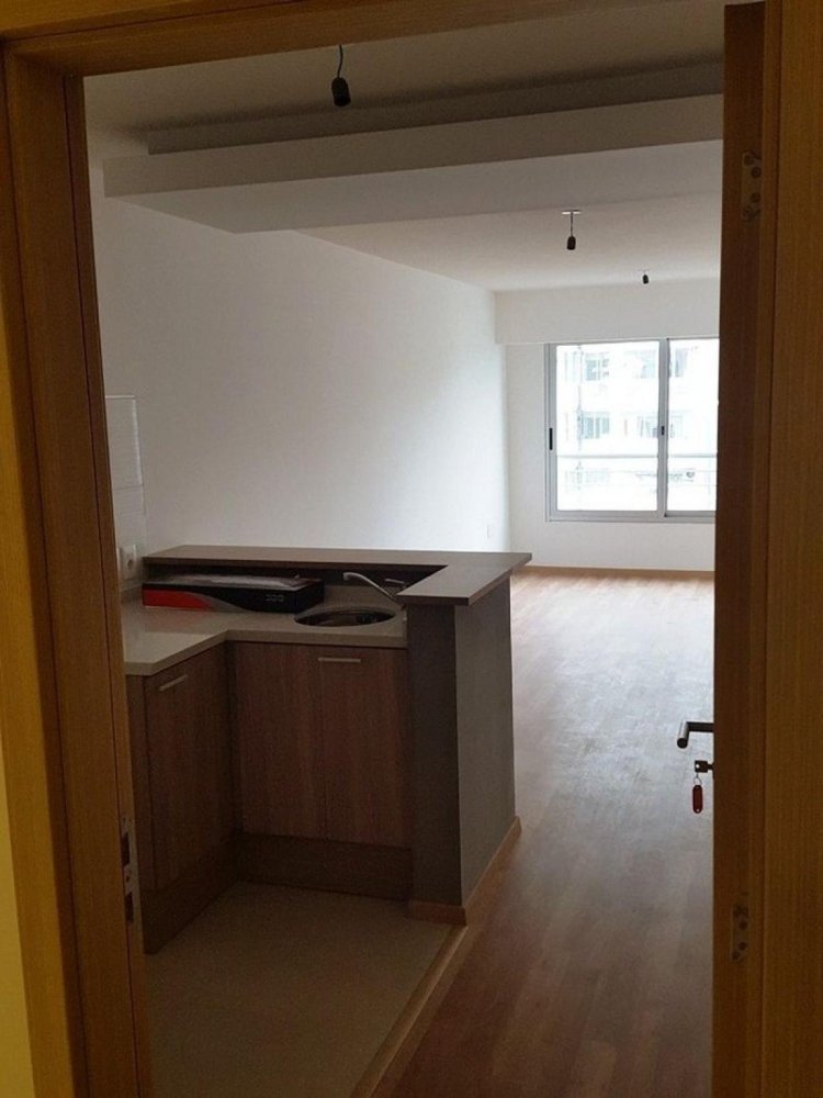 Studio in Montevideo, Uruguay No. 2964