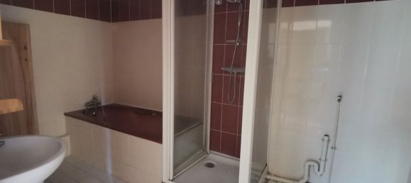 2 chambres Appartement à Épernon, France No. 99705 5