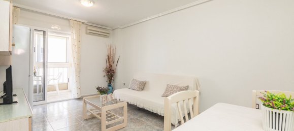 2 chambres Appartement à Alicante, Spain No. 158641 7