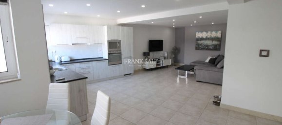 Пентхаус с 3 спальнями в Мсида, Мальта № 9882 7