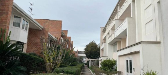 Villa de 6 divisões em Caserta, Italy N.º 33732 5