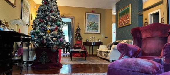 Villa de 6 divisões em Caserta, Italy N.º 33732 18