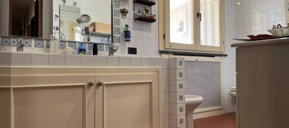 Villa de 6 divisões em Caserta, Italy N.º 33732 27