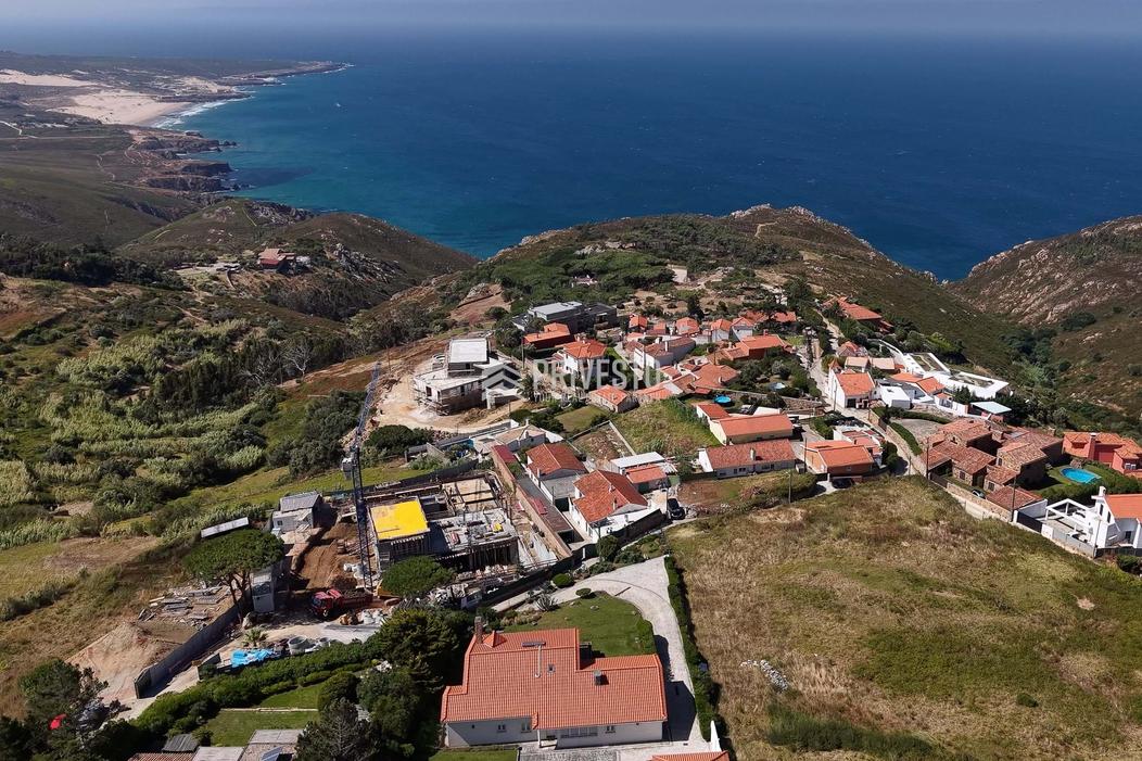  قطعة أرض في Cascais, Portugal رقم 211687