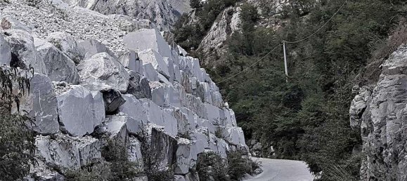 4 rooms Apartment in Carrara, Italy No. 112584 21