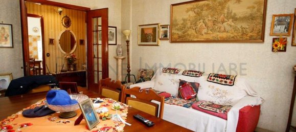 4 rooms Apartment in Carrara, Italy No. 112584 3