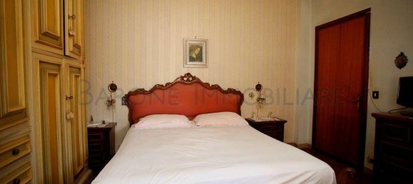 4 rooms Apartment in Carrara, Italy No. 112584 12