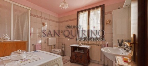 5 bedrooms Villa in Correggio, Italy No. 330632 7