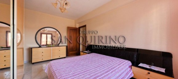 5 bedrooms Villa in Correggio, Italy No. 330632 24