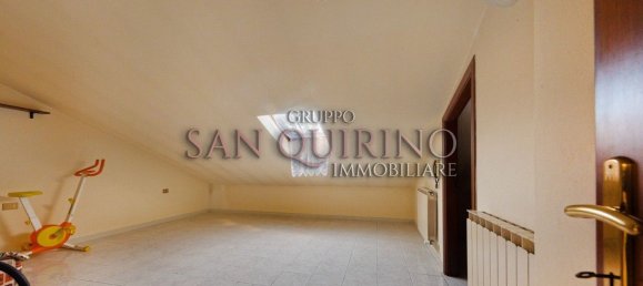 5 bedrooms Villa in Correggio, Italy No. 330632 31
