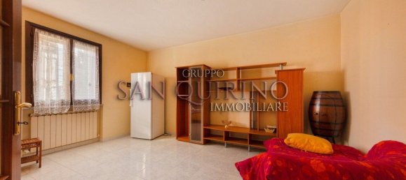 5 bedrooms Villa in Correggio, Italy No. 330632 15