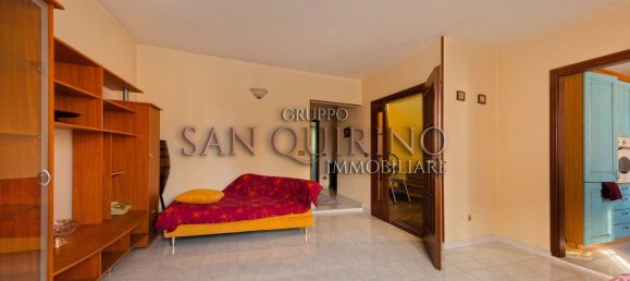 5 bedrooms Villa in Correggio, Italy No. 330632 17