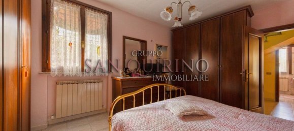 5 bedrooms Villa in Correggio, Italy No. 330632 5