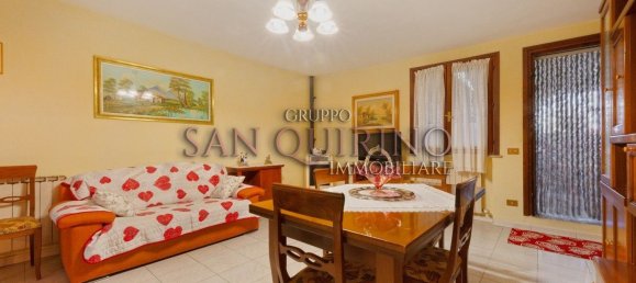 5 bedrooms Villa in Correggio, Italy No. 330632 13