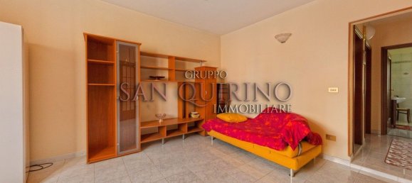 5 bedrooms Villa in Correggio, Italy No. 330632 18