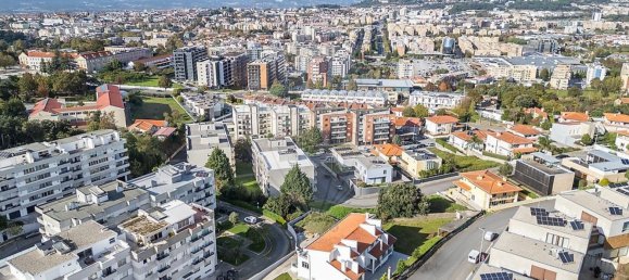 5 bedrooms House in Braga, Portugal No. 180690 11