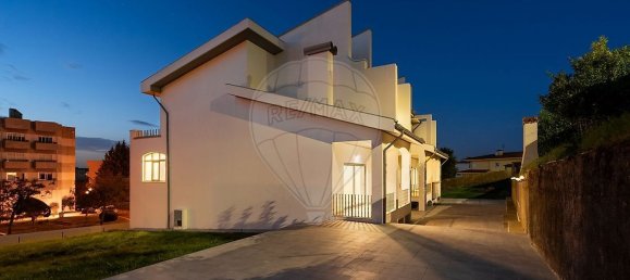 5 bedrooms House in Braga, Portugal No. 180690 9