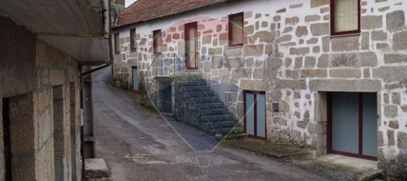 2 bedrooms House in Viseu, Portugal No. 24732 20