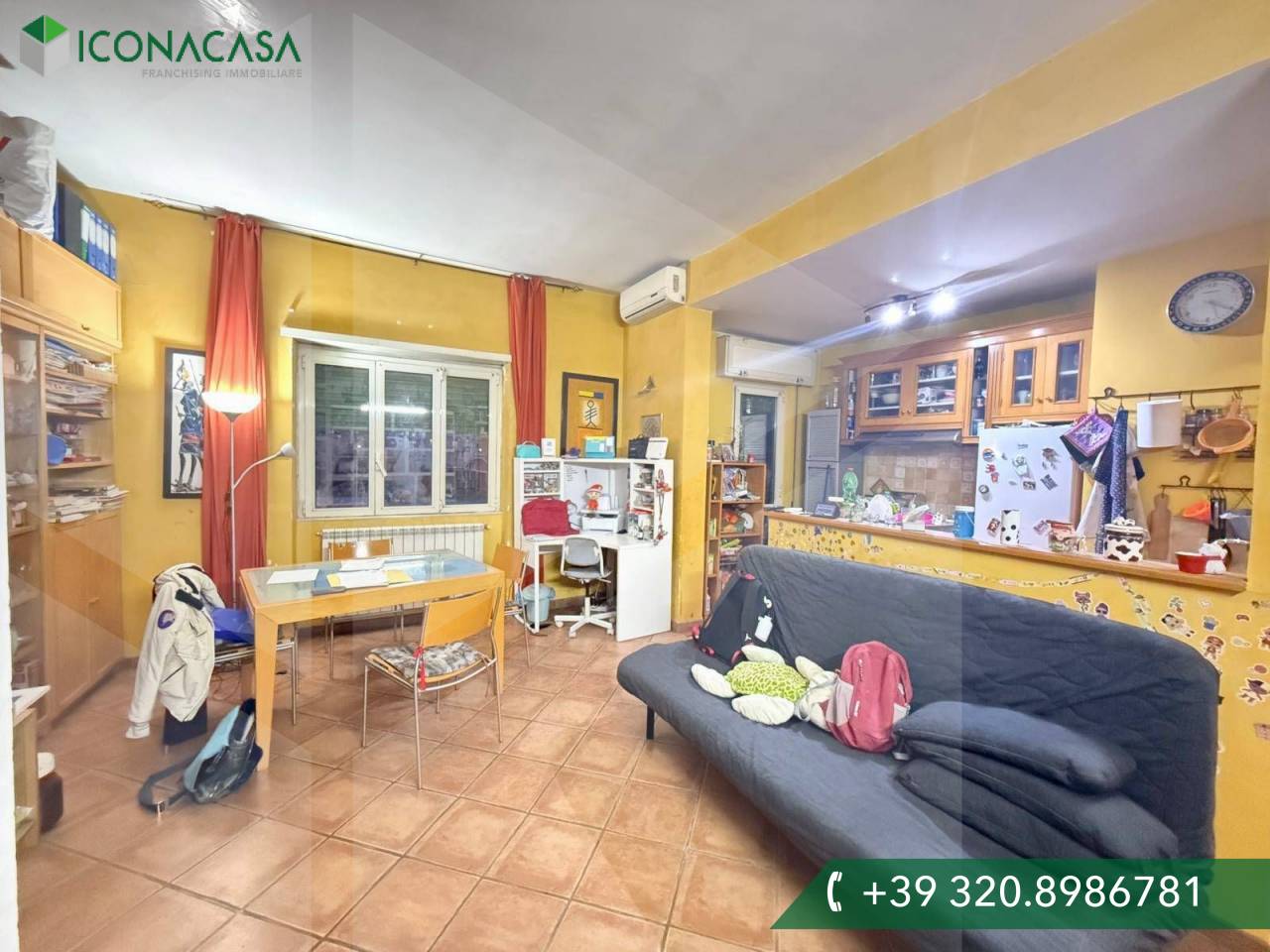Apartamento de 2 habitaciónes en Rome, Italy No. 22823