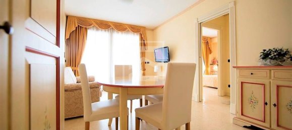 2 bedrooms Apartment in Desenzano del Garda, Italy No. 77557 5