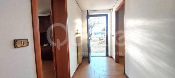 Casa de 10 habitaciónes en Udine, Italy No. 37528 5