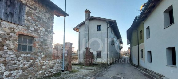 Casa de 10 habitaciónes en Udine, Italy No. 37528 30