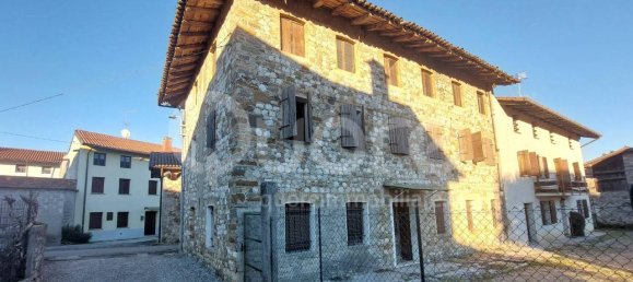 Casa de 10 habitaciónes en Udine, Italy No. 37528 31