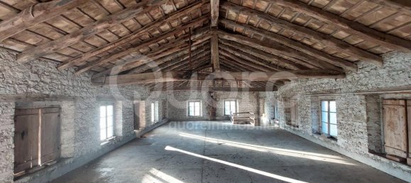 Casa de 10 habitaciónes en Udine, Italy No. 37528 22