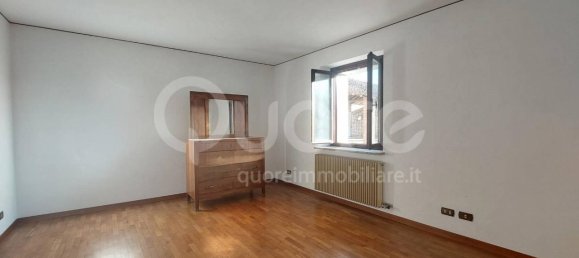 Casa de 10 habitaciónes en Udine, Italy No. 37528 7