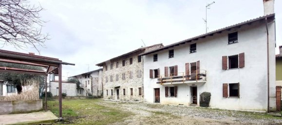 Casa de 10 habitaciónes en Udine, Italy No. 37528 25
