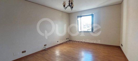 Casa de 10 habitaciónes en Udine, Italy No. 37528 9