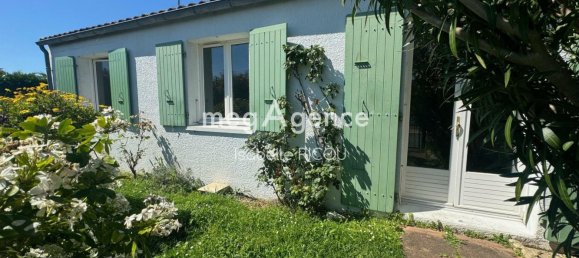 2 bedrooms House in Saint-Pierre-d'Oleron, France No. 357418 3