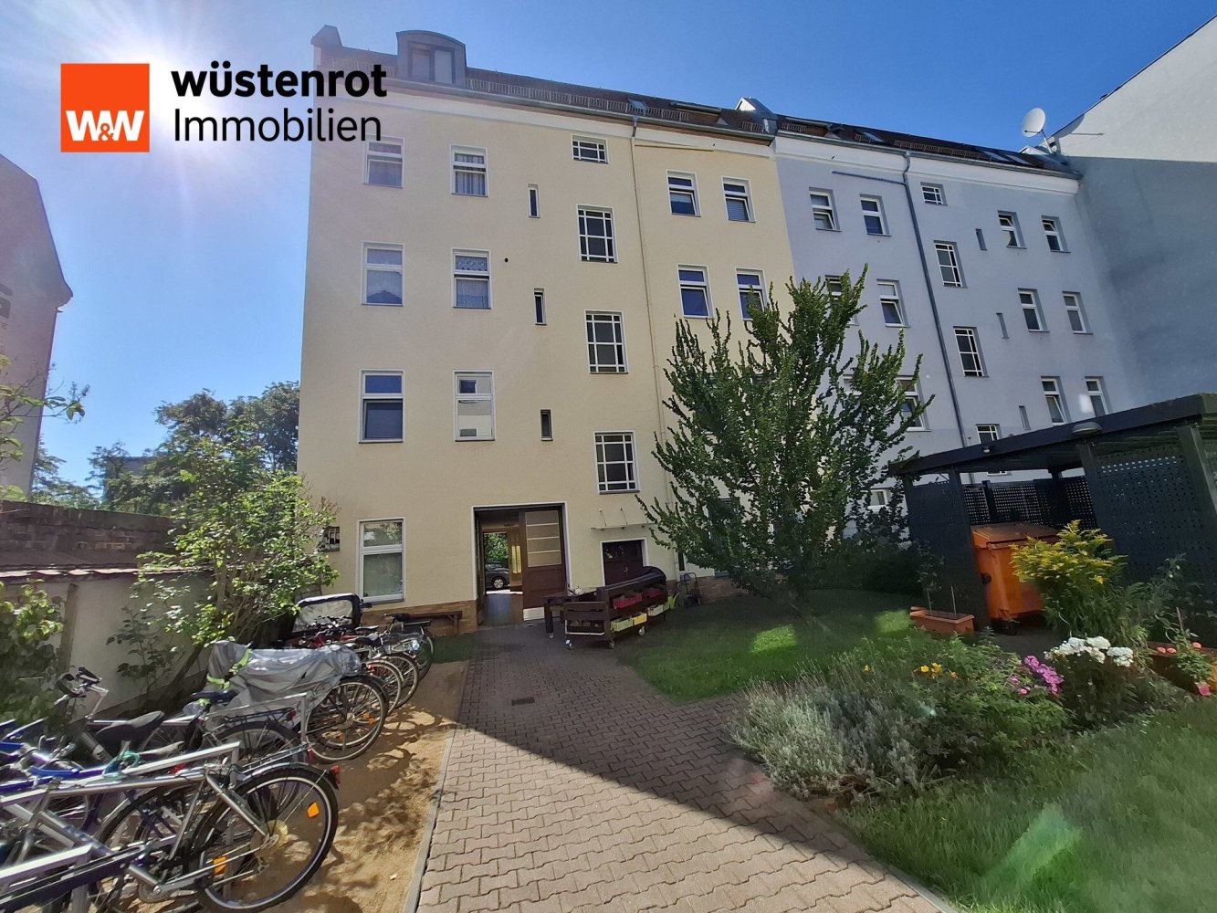 Edificio en Britz, Germany 1182 m² No. 296614