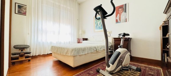 16 rooms House in Pescara, Italy No. 20532 13