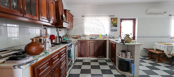 4 Schlafzimmer Haus in Arrifana, Portugal, Nr. 32618 15