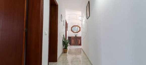 4 Schlafzimmer Haus in Arrifana, Portugal, Nr. 32618 11