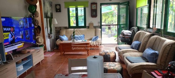 3 bedrooms House in Telde, Spain No. 133561 10